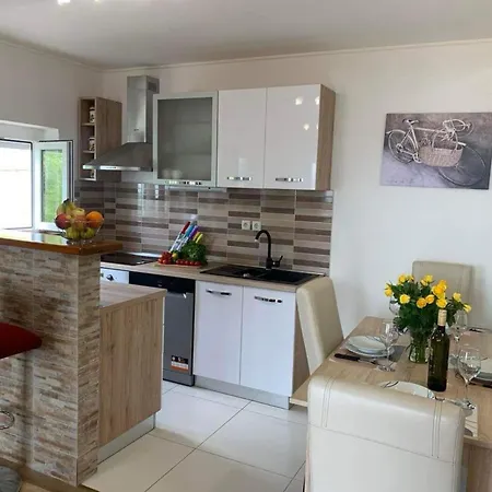 Lejlighed Mit Jacuzzi Und Meerblick By Interhome *